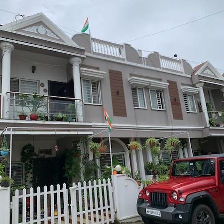 Furnished Villa Near Airport, Away From City Bhopal Eksteriør bilde