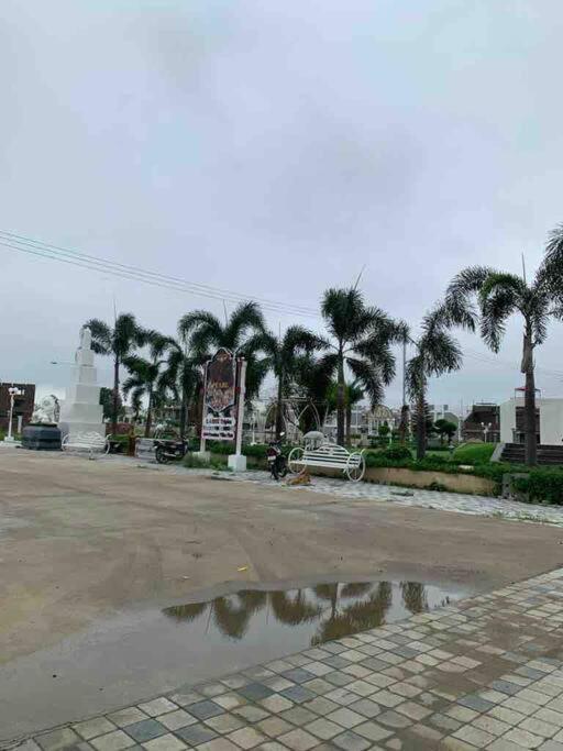 Furnished Villa Near Airport, Away From City Bhopal Eksteriør bilde