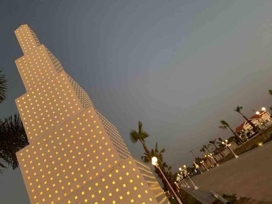 Furnished Villa Near Airport, Away From City Bhopal Eksteriør bilde